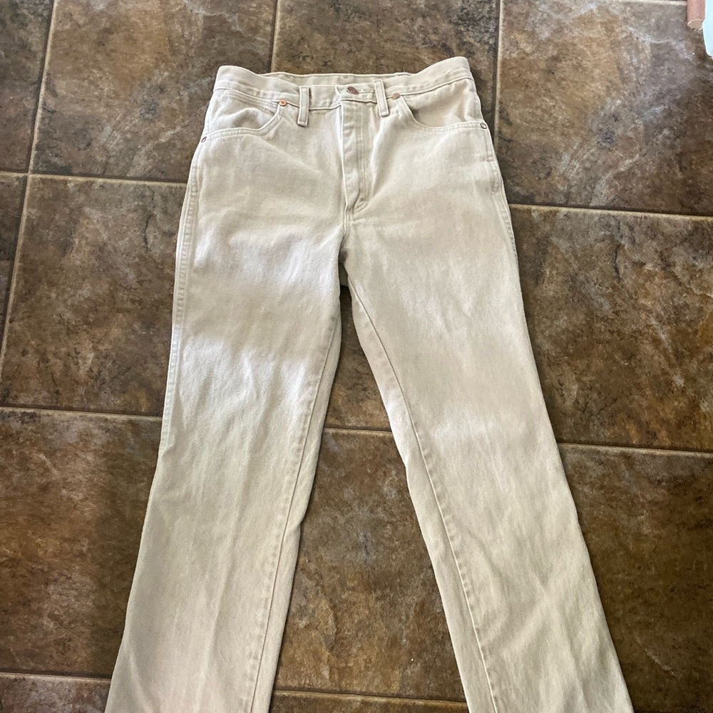 Wranglers Men’s Sand Colored 30x32